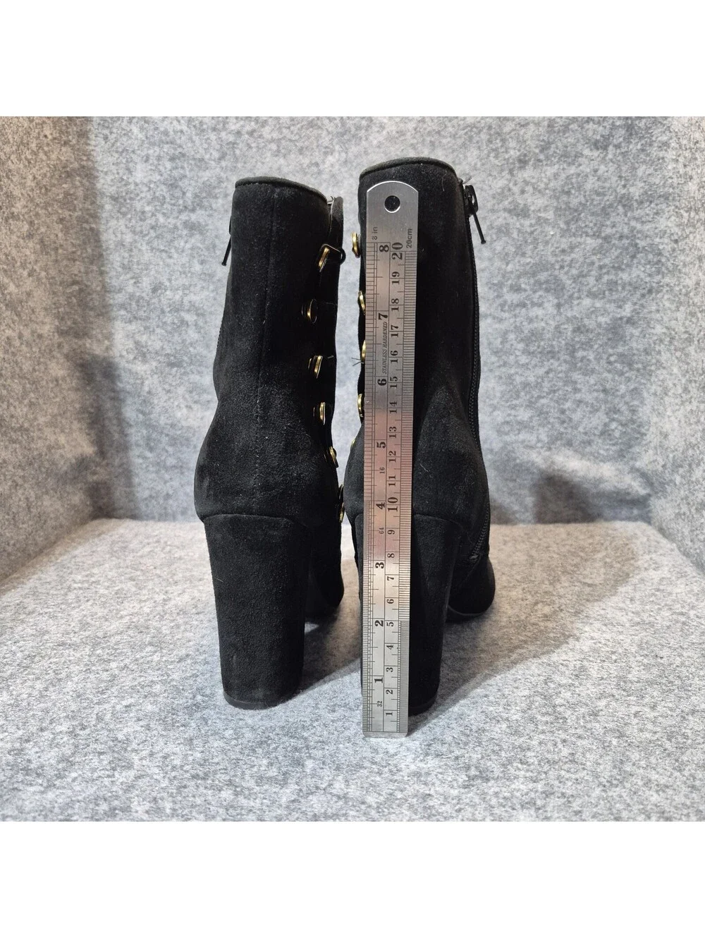 Guess Shoes Suede Block Heel Button Booties Size 6.5 M